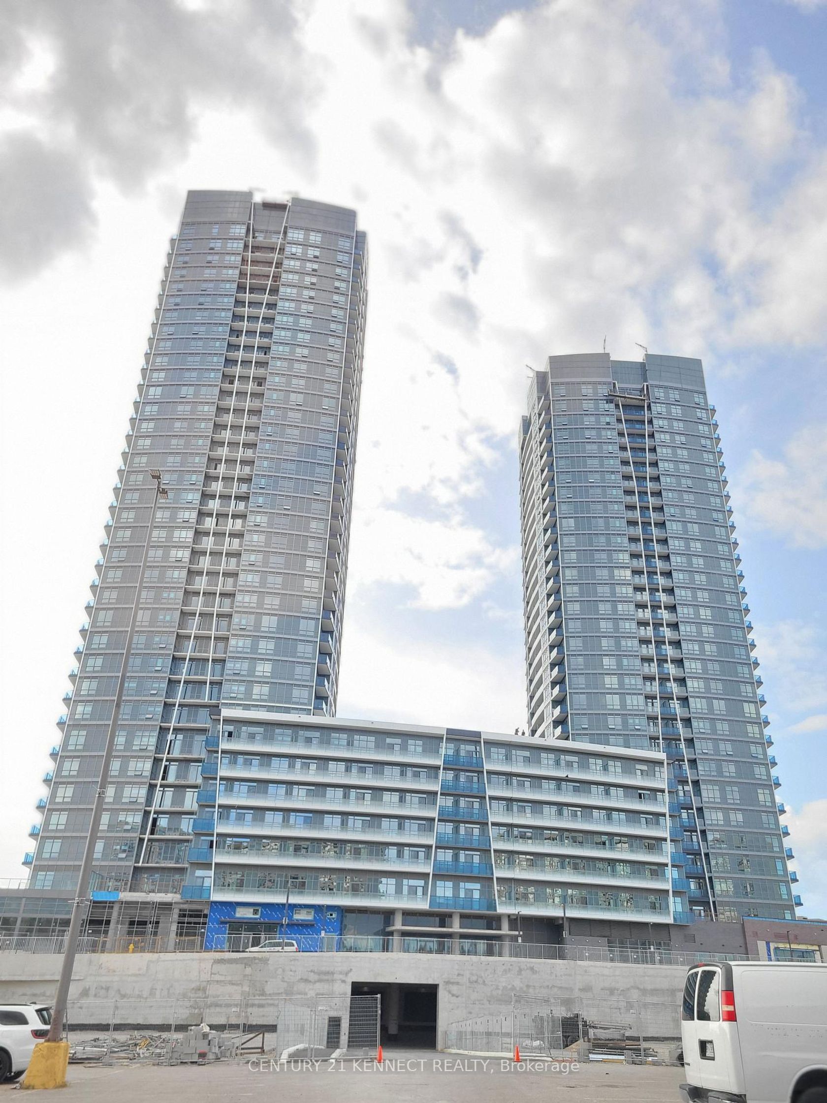 B-432 - 50 Upper Mall Way, Brownridge, Vaughan 