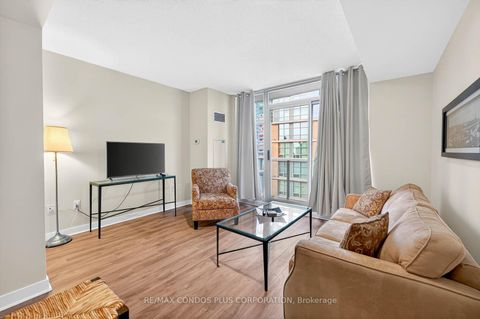 Photo 11 at 605 - 35 Mariner Terrace, Waterfront Communities C1, Toronto