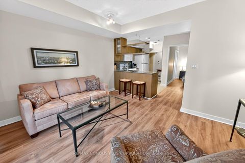 Photo 15 at 605 - 35 Mariner Terrace, Waterfront Communities C1, Toronto