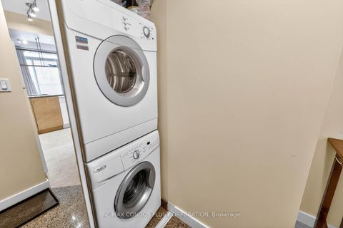 Photo 22 at 605 - 35 Mariner Terrace, Waterfront Communities C1, Toronto