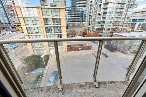 Photo 23 at 605 - 35 Mariner Terrace, Waterfront Communities C1, Toronto