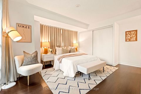 Photo 18 at 605 - 761 Bay Street, Bay Street Corridor, Toronto