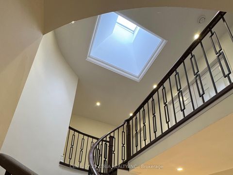 Photo 2 at 15 Timpson Drive, Aurora Highlands, Aurora