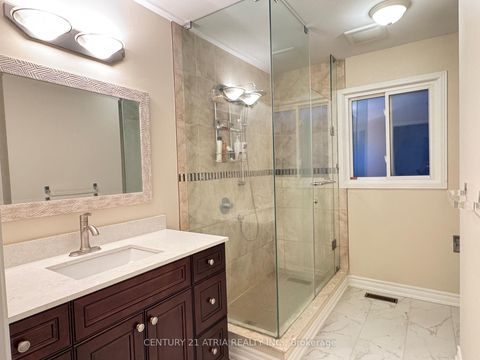 Photo 24 at 15 Timpson Drive, Aurora Highlands, Aurora