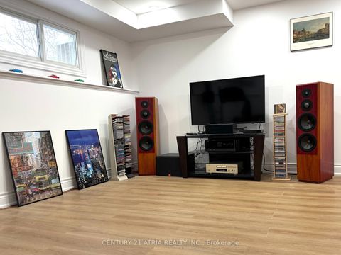 Photo 28 at 15 Timpson Drive, Aurora Highlands, Aurora