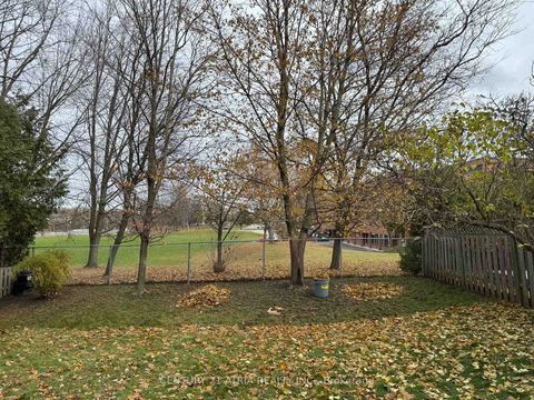 Photo 36 at 15 Timpson Drive, Aurora Highlands, Aurora