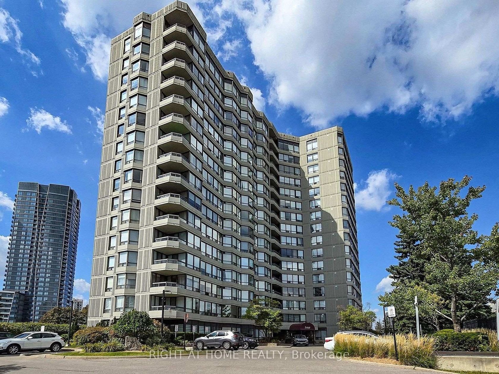 512 - 7460 Bathurst Street, Brownridge, Vaughan 