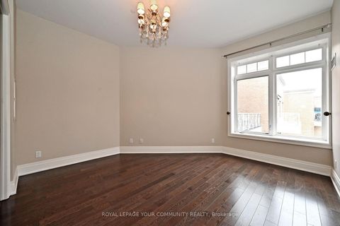 Photo 10 at 416 - 80 Burns Boulevard, King City, King