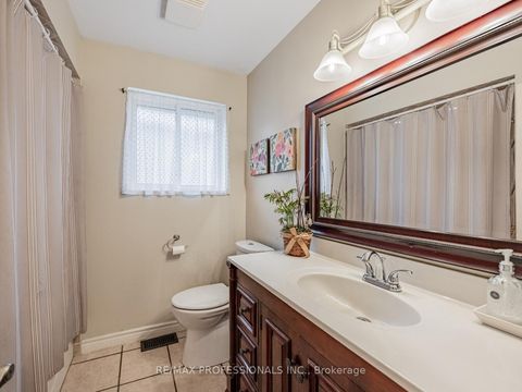 Photo 14 at 19 Pylon Place, Old Rexdale, Toronto