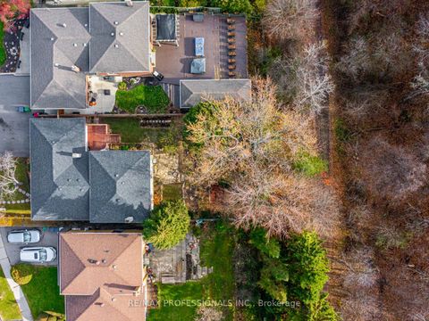 Photo 33 at 19 Pylon Place, Old Rexdale, Toronto