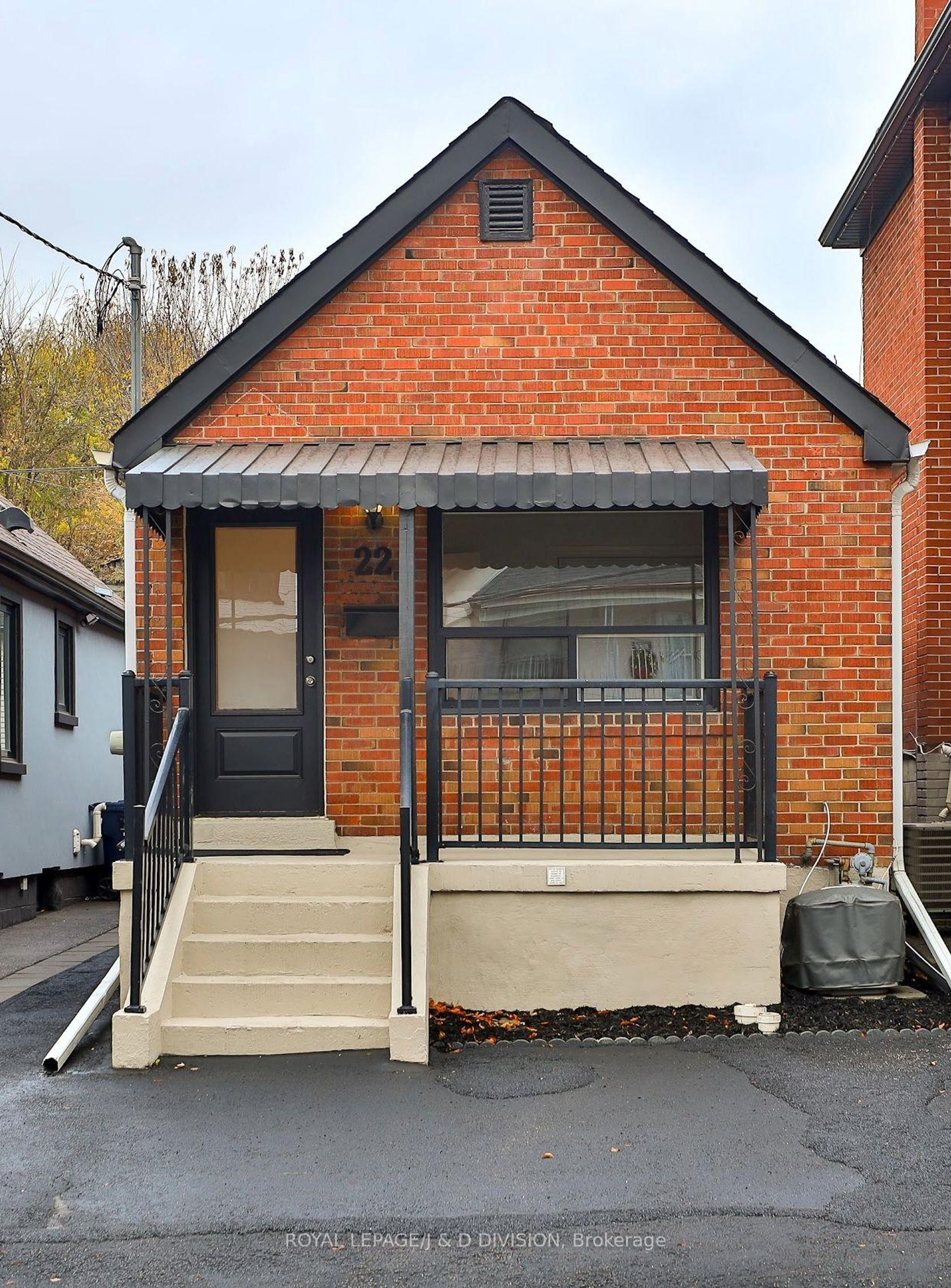 22 Holmesdale Road, Fairbank, Toronto 