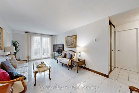 Photo 3 at 404 - 1101 Pharmacy Avenue, Maryvale, Toronto