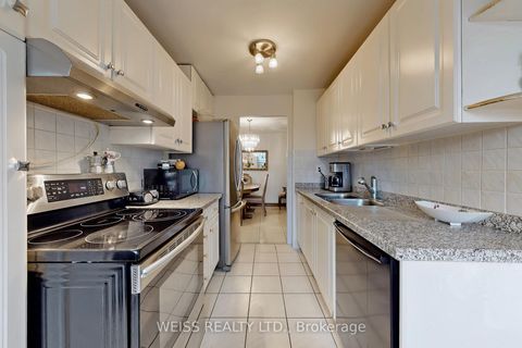 Photo 12 at 404 - 1101 Pharmacy Avenue, Maryvale, Toronto