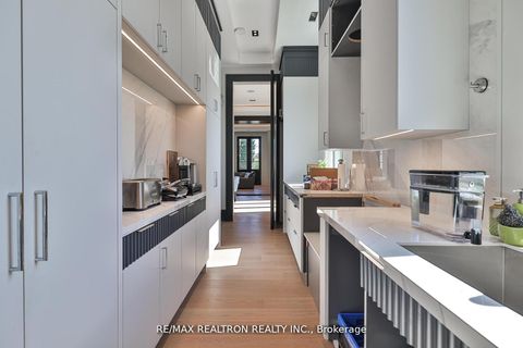 Photo 17 at 41 Thornbank Road, Uplands, Vaughan