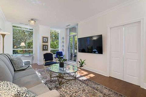 Photo 6 at 113 - 25 Earlington Avenue, Kingsway South, Toronto