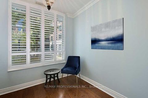 Photo 20 at 113 - 25 Earlington Avenue, Kingsway South, Toronto