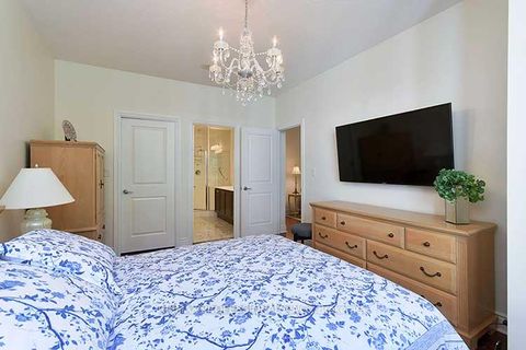 Photo 23 at 113 - 25 Earlington Avenue, Kingsway South, Toronto