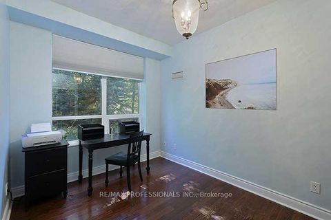 Photo 25 at 113 - 25 Earlington Avenue, Kingsway South, Toronto