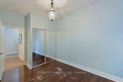 Photo 27 at 113 - 25 Earlington Avenue, Kingsway South, Toronto