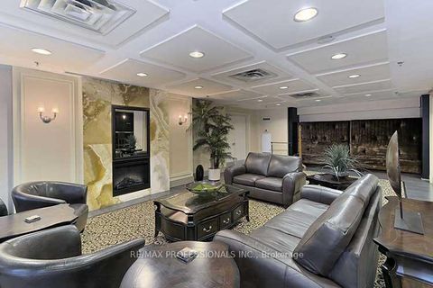 Photo 33 at 113 - 25 Earlington Avenue, Kingsway South, Toronto