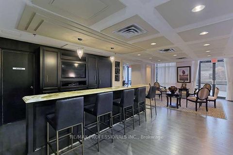 Photo 34 at 113 - 25 Earlington Avenue, Kingsway South, Toronto