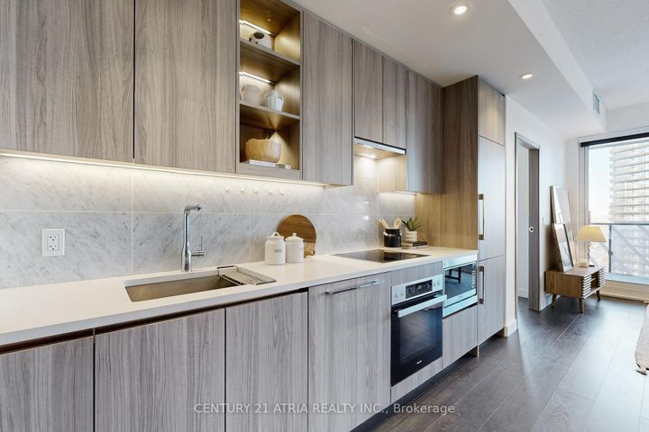 Photo 11 at 2310 - 85 McMahon Drive, Bayview Village, Toronto