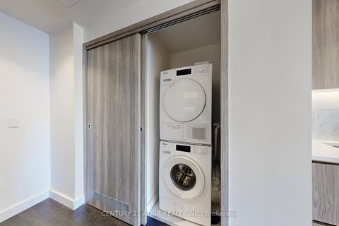 Photo 18 at 2310 - 85 McMahon Drive, Bayview Village, Toronto