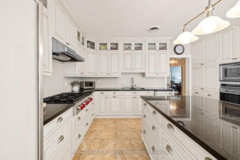 Photo 4 at 70 Leggett Avenue, Humber Heights, Toronto