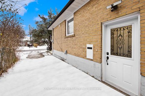 Photo 13 at 60 Slan Avenue, Morningside, Toronto