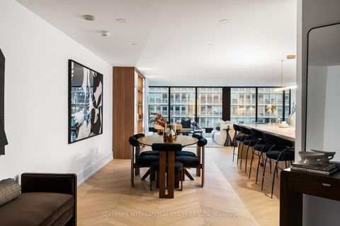 Photo 2 at 1009 - 110 Bloor Street W, Annex, Toronto