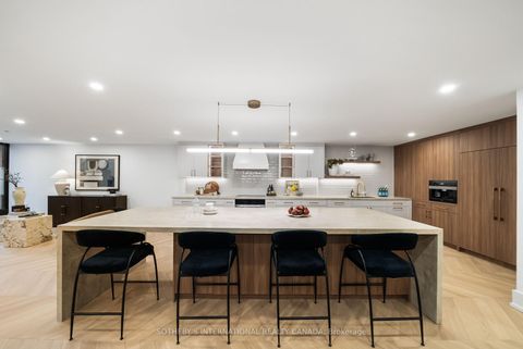 Photo 15 at 1009 - 110 Bloor Street W, Annex, Toronto