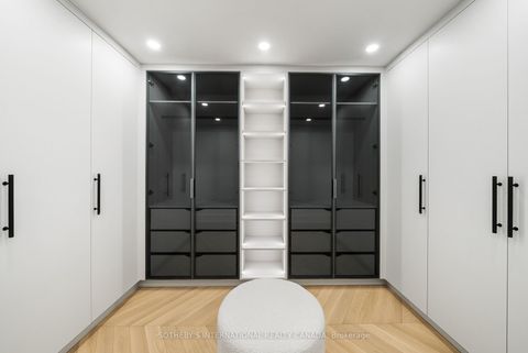 Photo 34 at 1009 - 110 Bloor Street W, Annex, Toronto