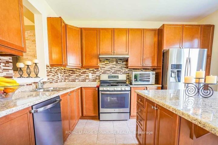 Photo 10 at 171 Buick Boulevard, Northwest Brampton, Brampton