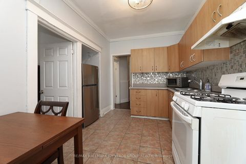 Photo 3 at 275 Lauder Avenue, Oakwood Village, Toronto