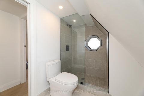 Photo 15 at 275 Lauder Avenue, Oakwood Village, Toronto