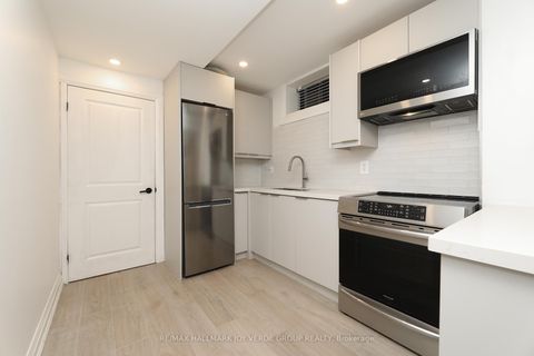 Photo 17 at 275 Lauder Avenue, Oakwood Village, Toronto