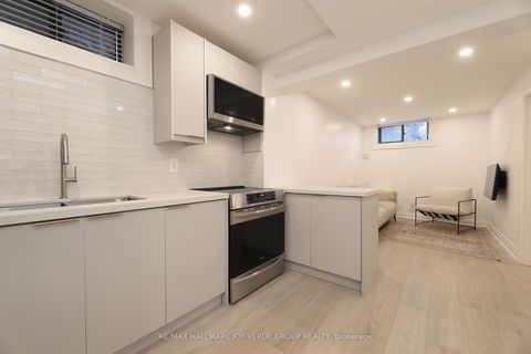 Photo 18 at 275 Lauder Avenue, Oakwood Village, Toronto