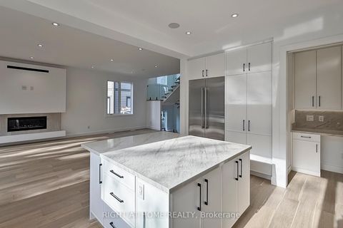 Photo 13 at 19 Putney Road, Alderwood, Toronto
