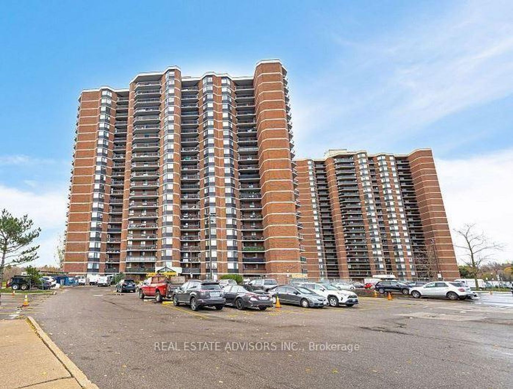 802 - 236 Albion Road SE, Old Rexdale, Toronto 