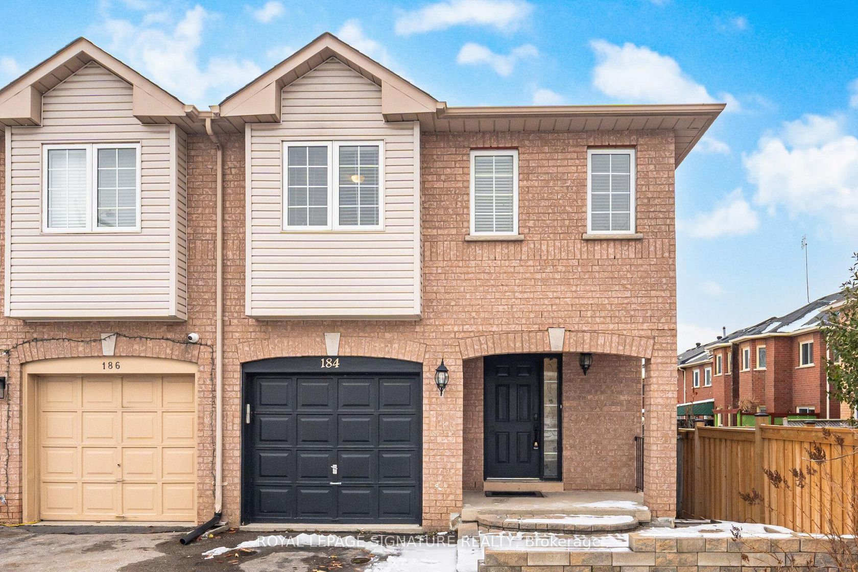184 Lindenshire Avenue, Maple, Vaughan 