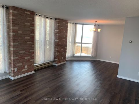 Photo 9 at 511 - 140 Dunlop Street E, City Centre, Barrie