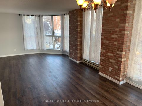 Photo 10 at 511 - 140 Dunlop Street E, City Centre, Barrie