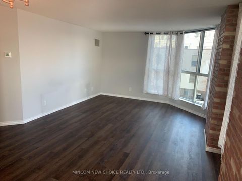 Photo 11 at 511 - 140 Dunlop Street E, City Centre, Barrie