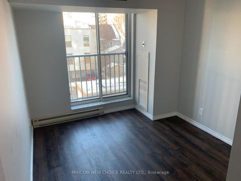 Photo 19 at 511 - 140 Dunlop Street E, City Centre, Barrie