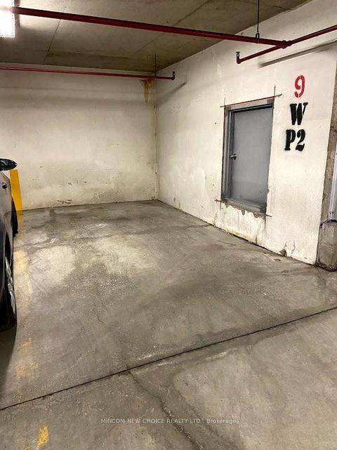 Photo 32 at 511 - 140 Dunlop Street E, City Centre, Barrie