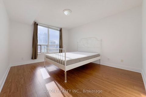 Photo 9 at 512 - 5 Northtown Way, Willowdale East, Toronto