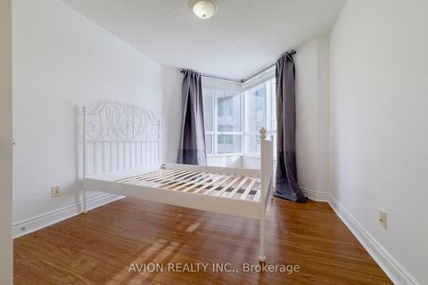 Photo 13 at 512 - 5 Northtown Way, Willowdale East, Toronto
