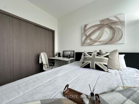 Photo 2 at 3915 - 19 Bathurst Street, Waterfront Communities C1, Toronto