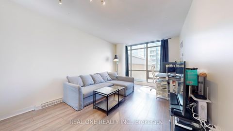 Photo 6 at 307 - 5 Mariner Terrace, Waterfront Communities C1, Toronto