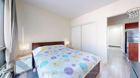 Photo 15 at 307 - 5 Mariner Terrace, Waterfront Communities C1, Toronto